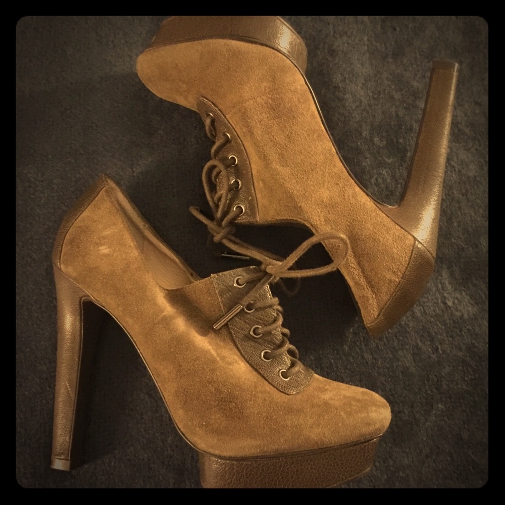 Michael Kors Olive Green Oxford Heels